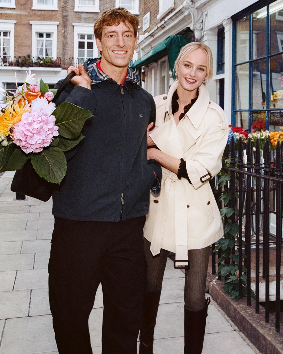 Burberry Frames Modern Romance in London in Anticipation of Valentine’s Day