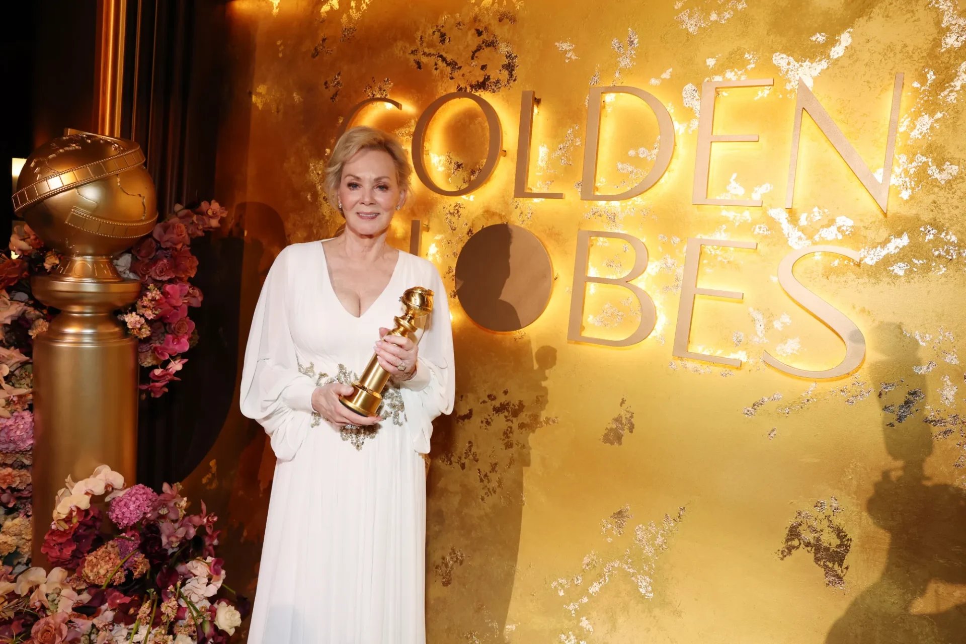 Jean Smart at Golden Globes Award Winners Engraving