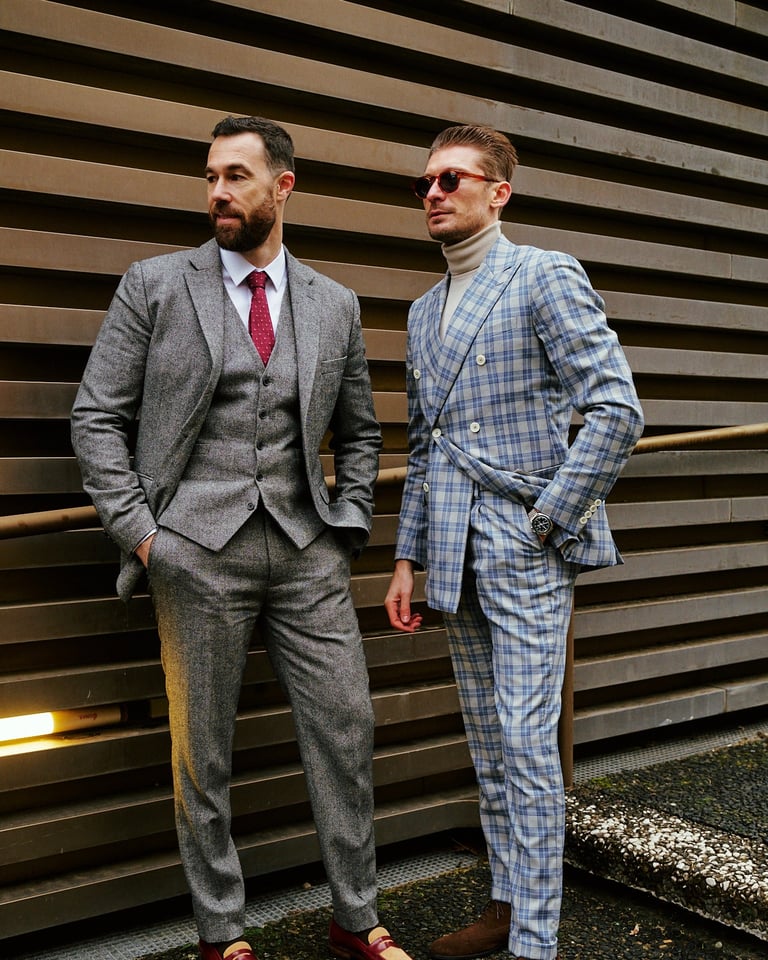 light-blue-check-double-breasted-suit-with-light-grey-turtleneck-3