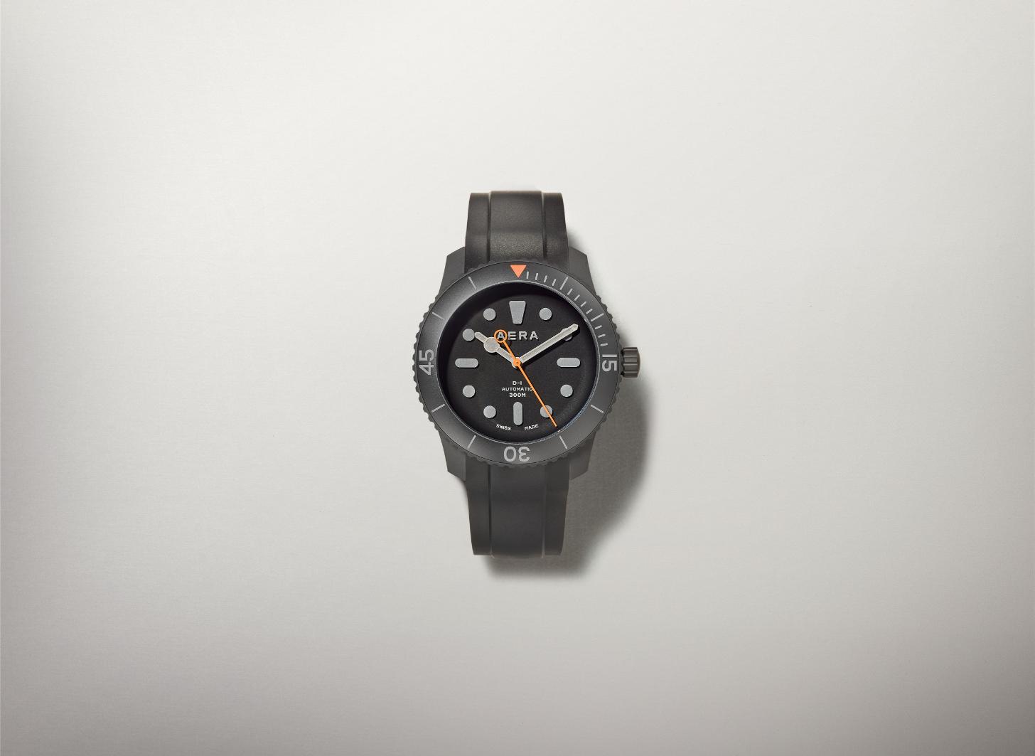 Todd Snyder et AERA Instruments s'associent pour créer la montre de plongée D-1.