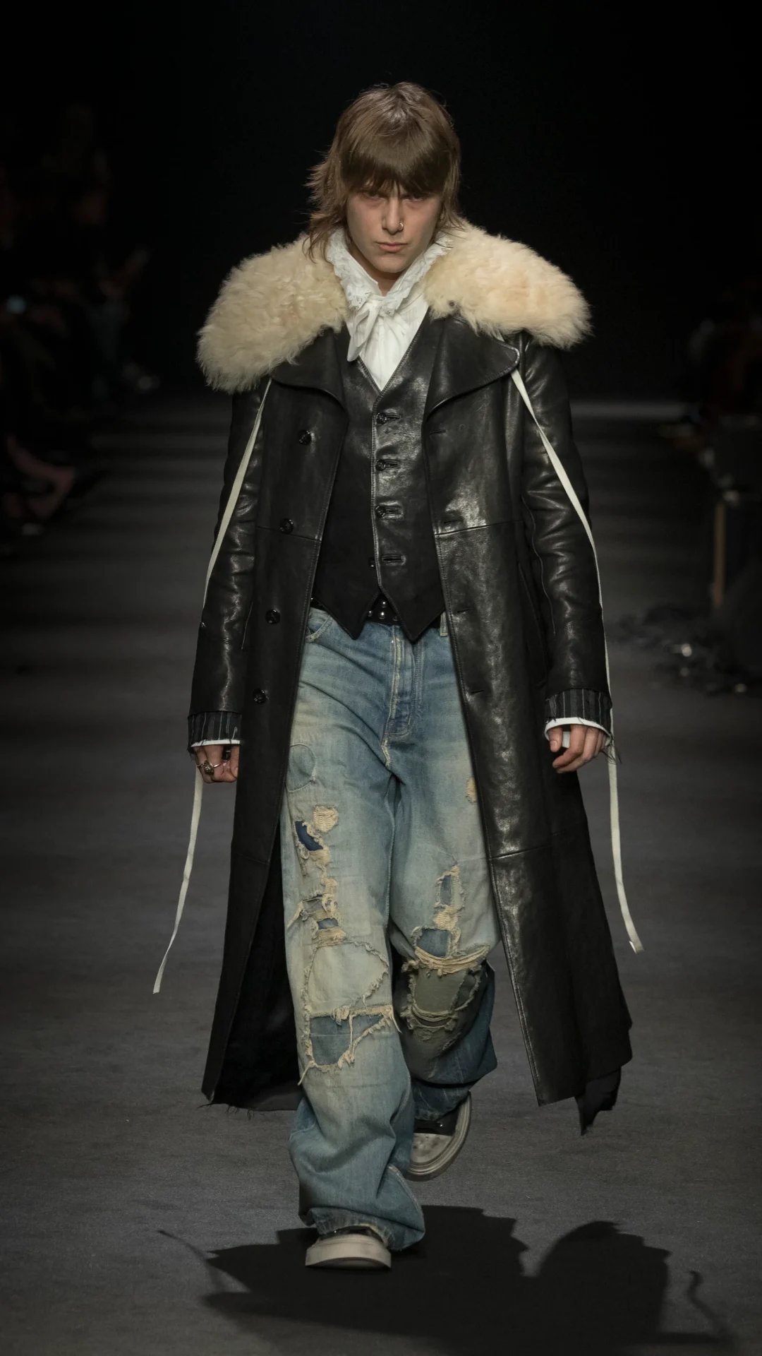 Ann Demeulemeester FW26: Dear Night Thoughts - Paris Fashion Week