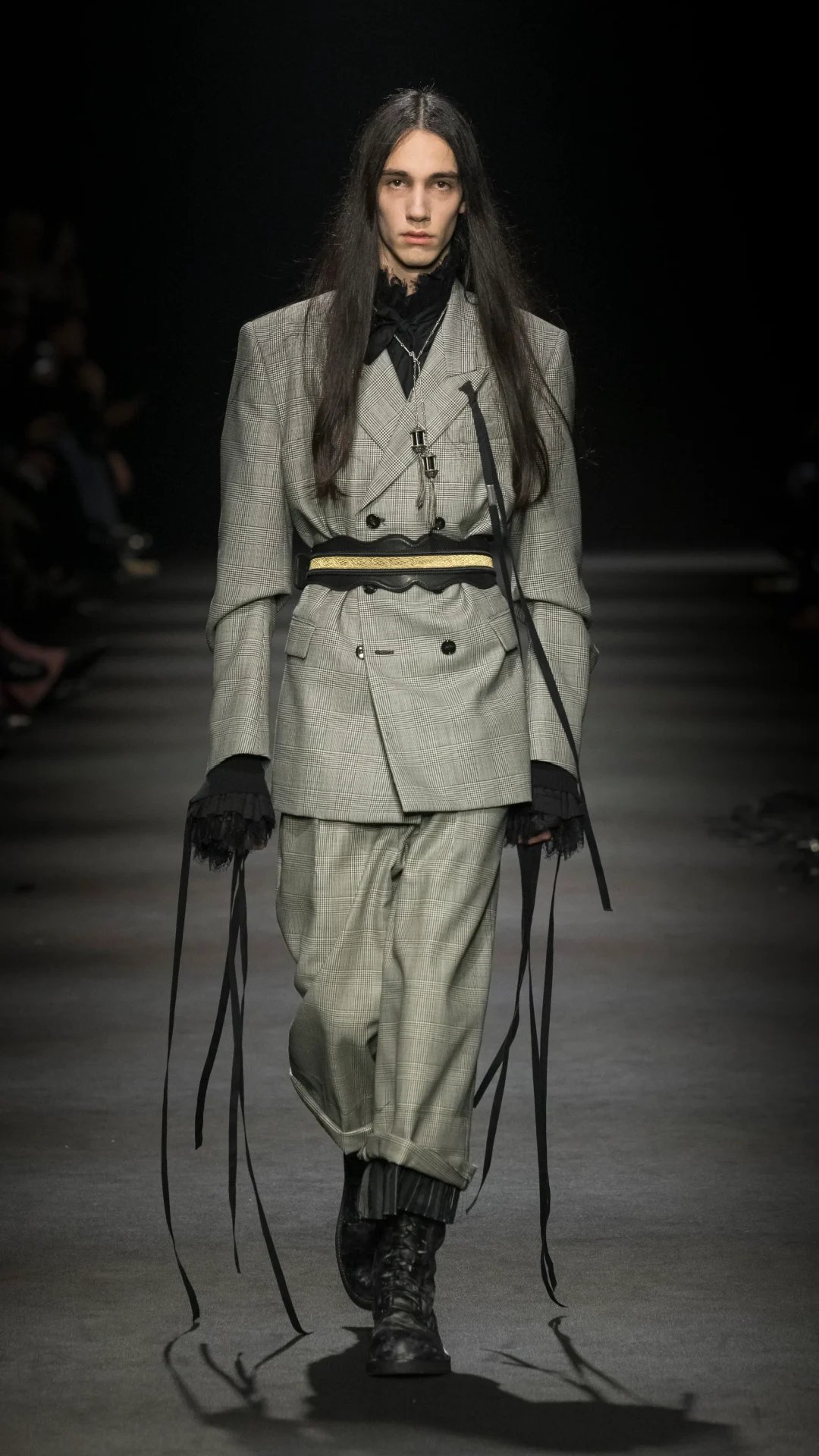 Ann Demeulemeester FW26: Dear Night Thoughts - Paris Fashion Week