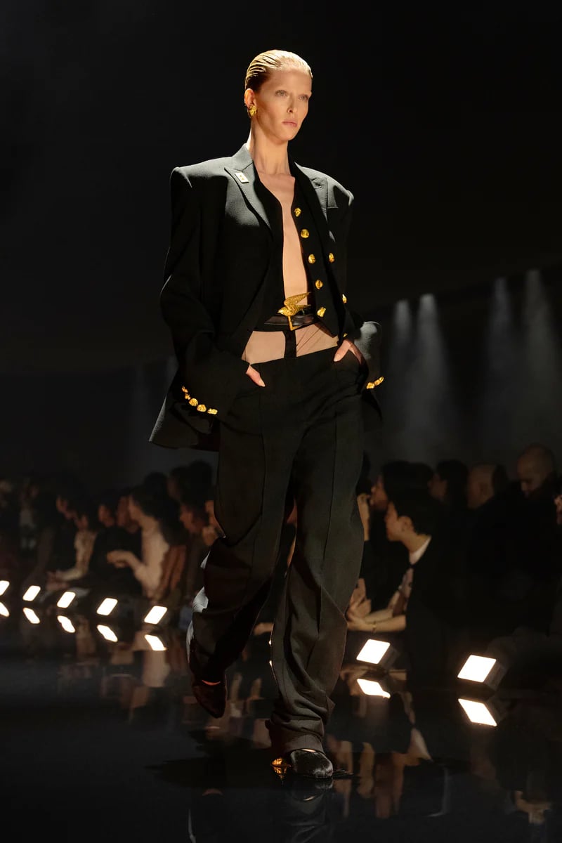Schiaparelli Fall/Winter 2026-27 Ready-To-Wear: The Sphynx