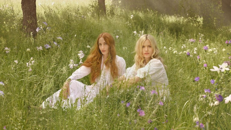 La campaña de Jo Malone English Pear 2026 incluye a Georgia May y Lizzy Jagger