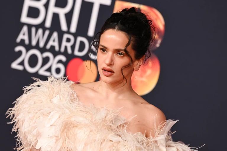 Le star meglio vestite sul red carpet dei BRIT Awards 2026 a Manchester