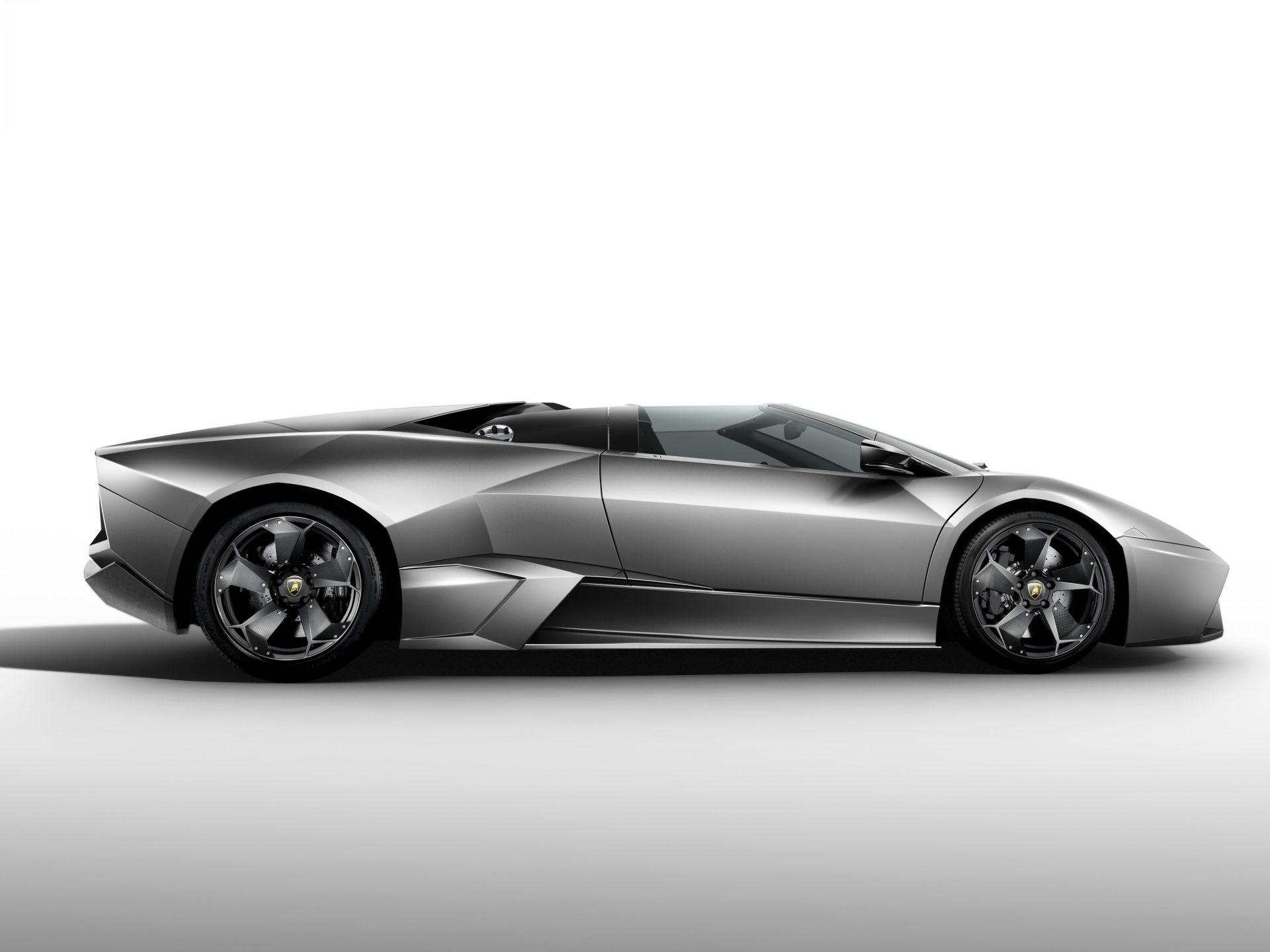 Lamborghini Few Off Roadster: Emotional, Limited & Open V12 Roadster