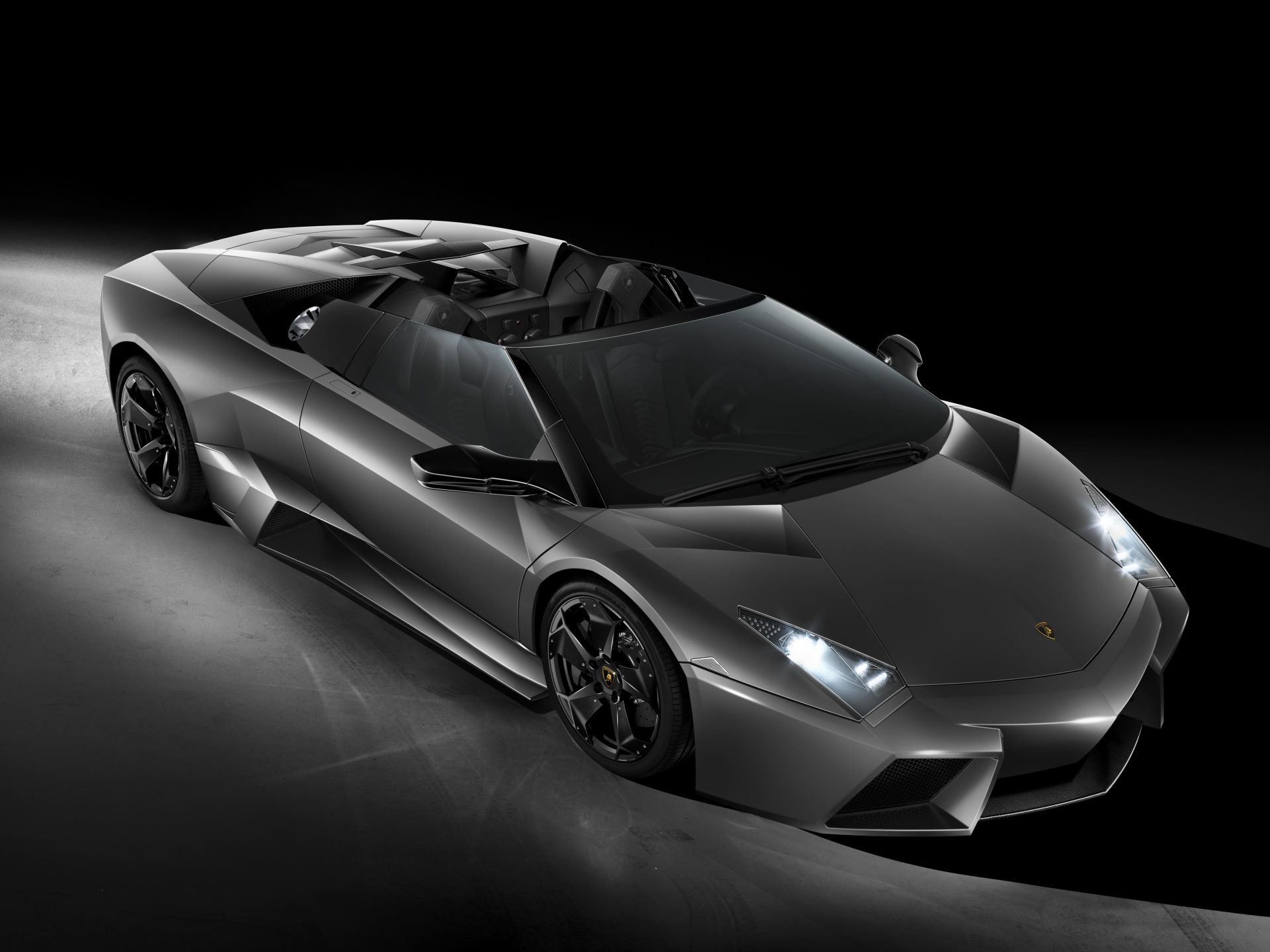 Lamborghini Few Off Roadster: Emotional, Limited & Open V12 Roadster