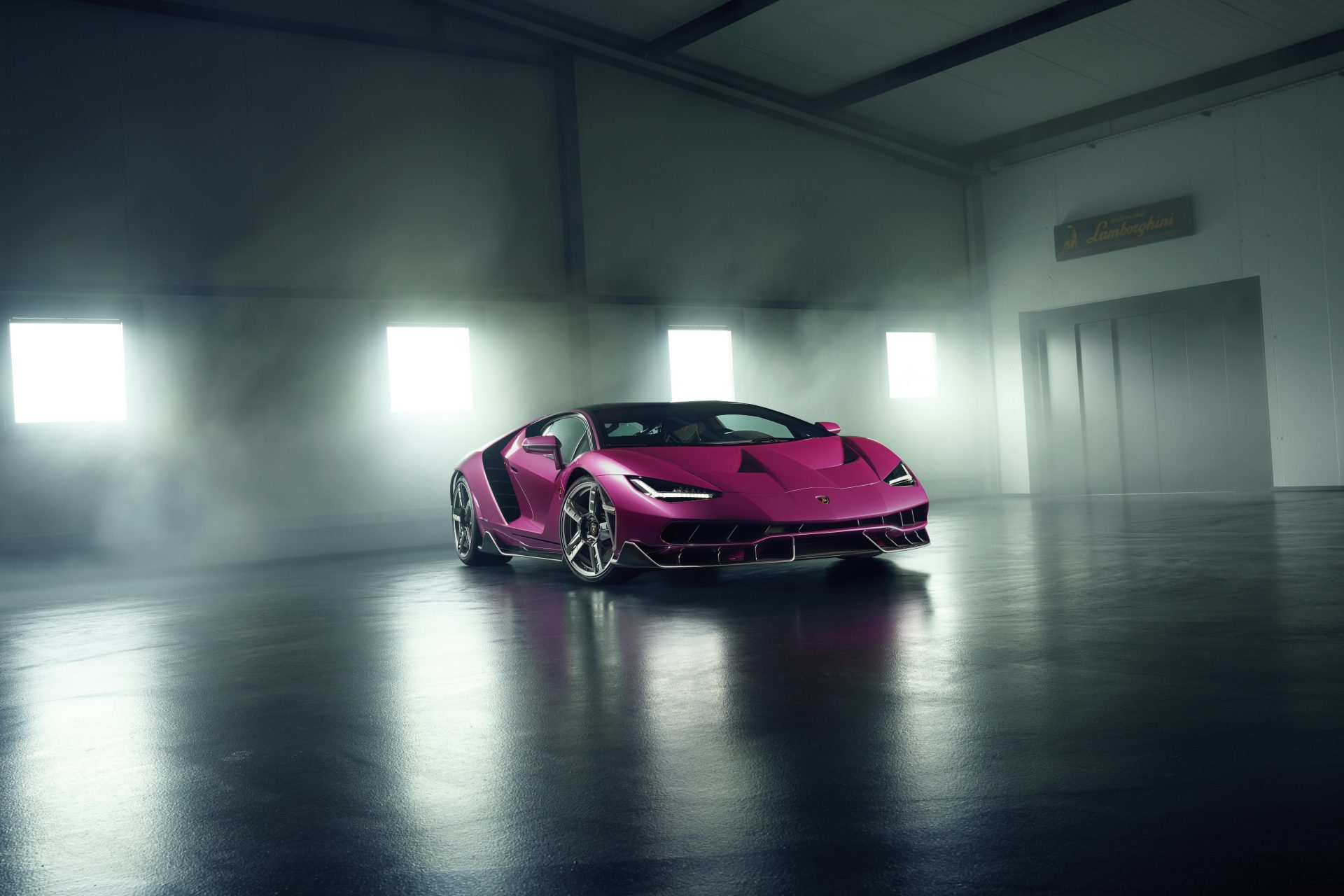 Lamborghini Few Off Roadster: Emotional, Limited & Open V12 Roadster