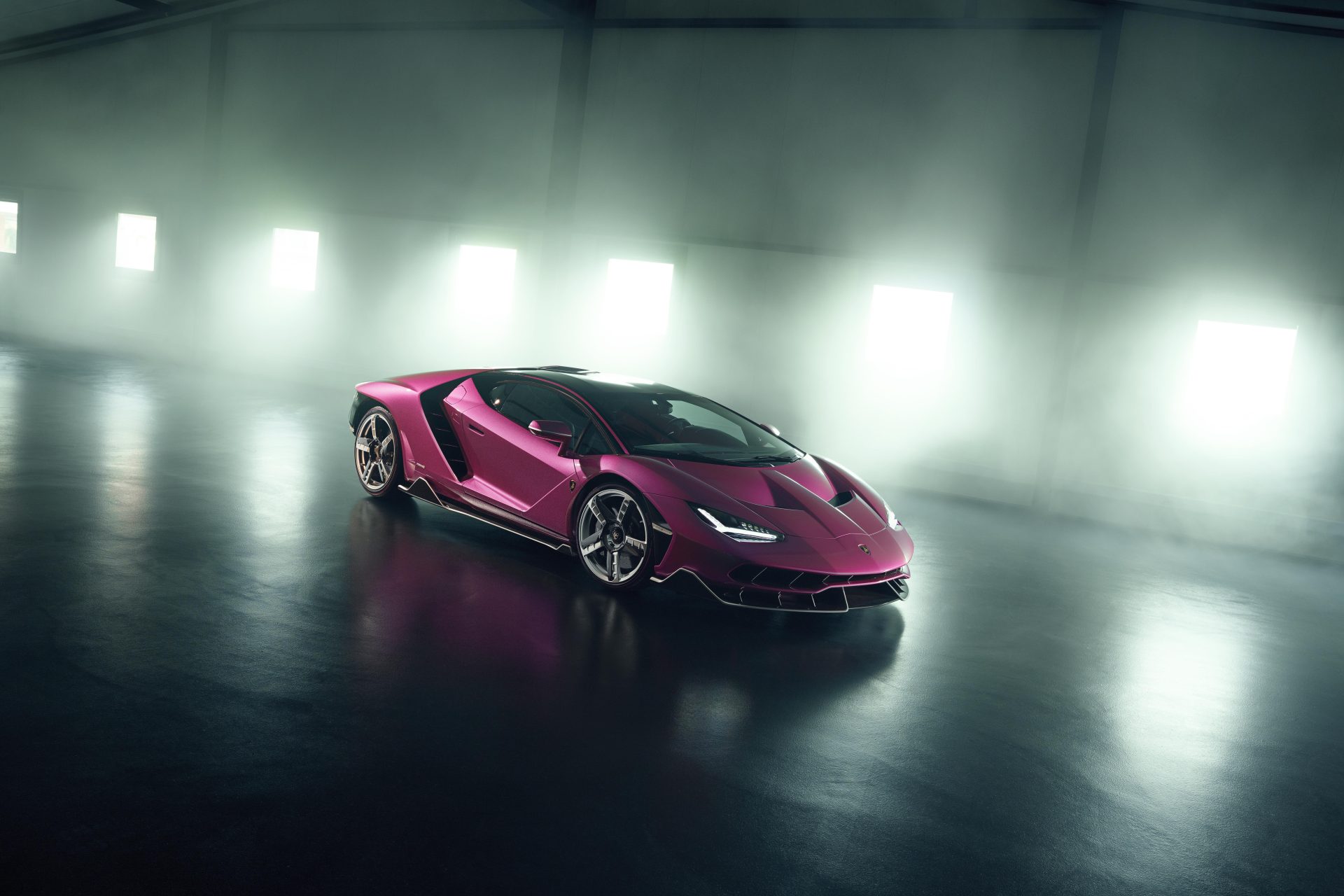 Lamborghini Few Off Roadster: Emotional, Limited & Open V12 Roadster