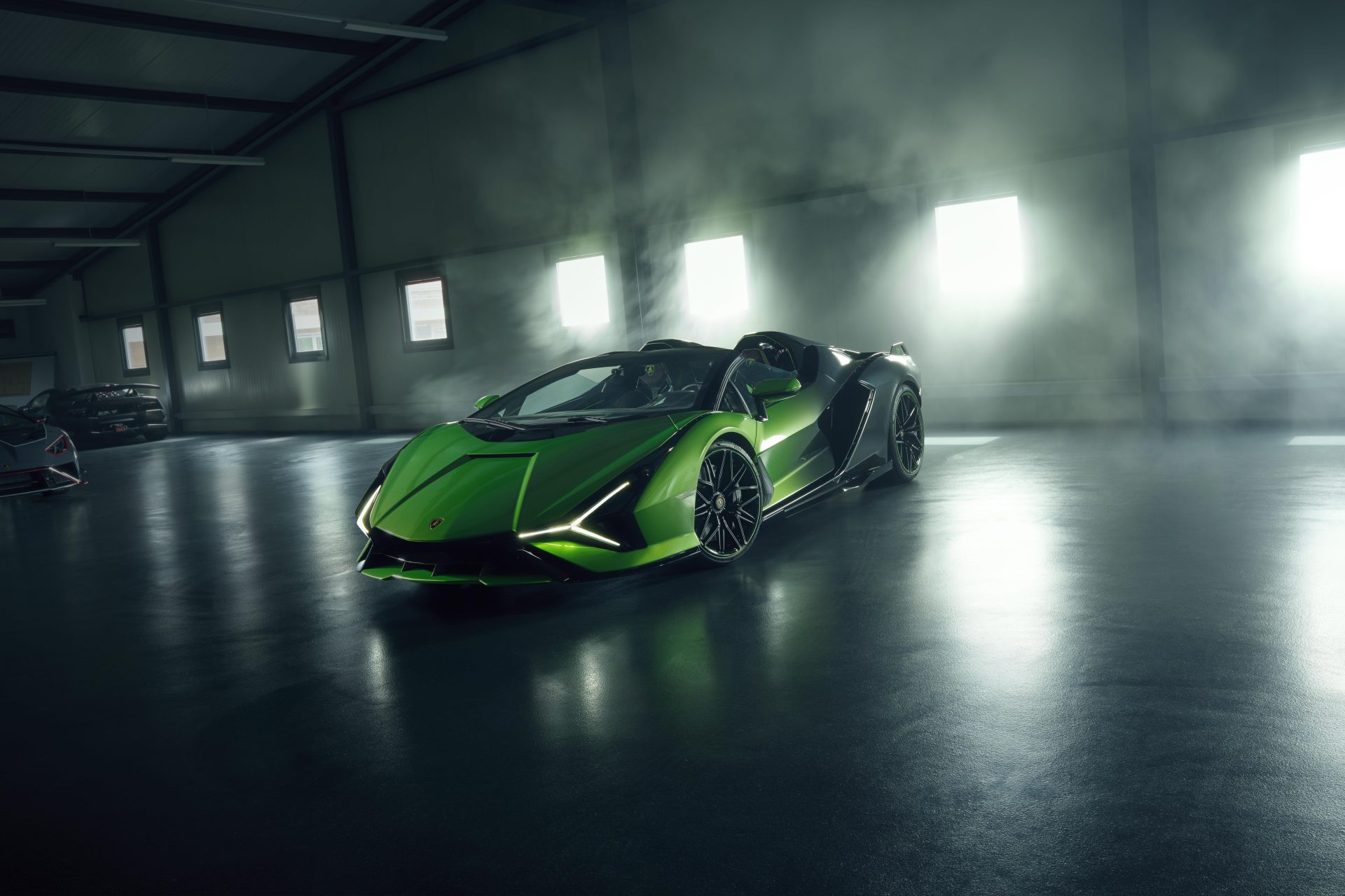 Lamborghini Few Off Roadster: Emotional, Limited & Open V12 Roadster