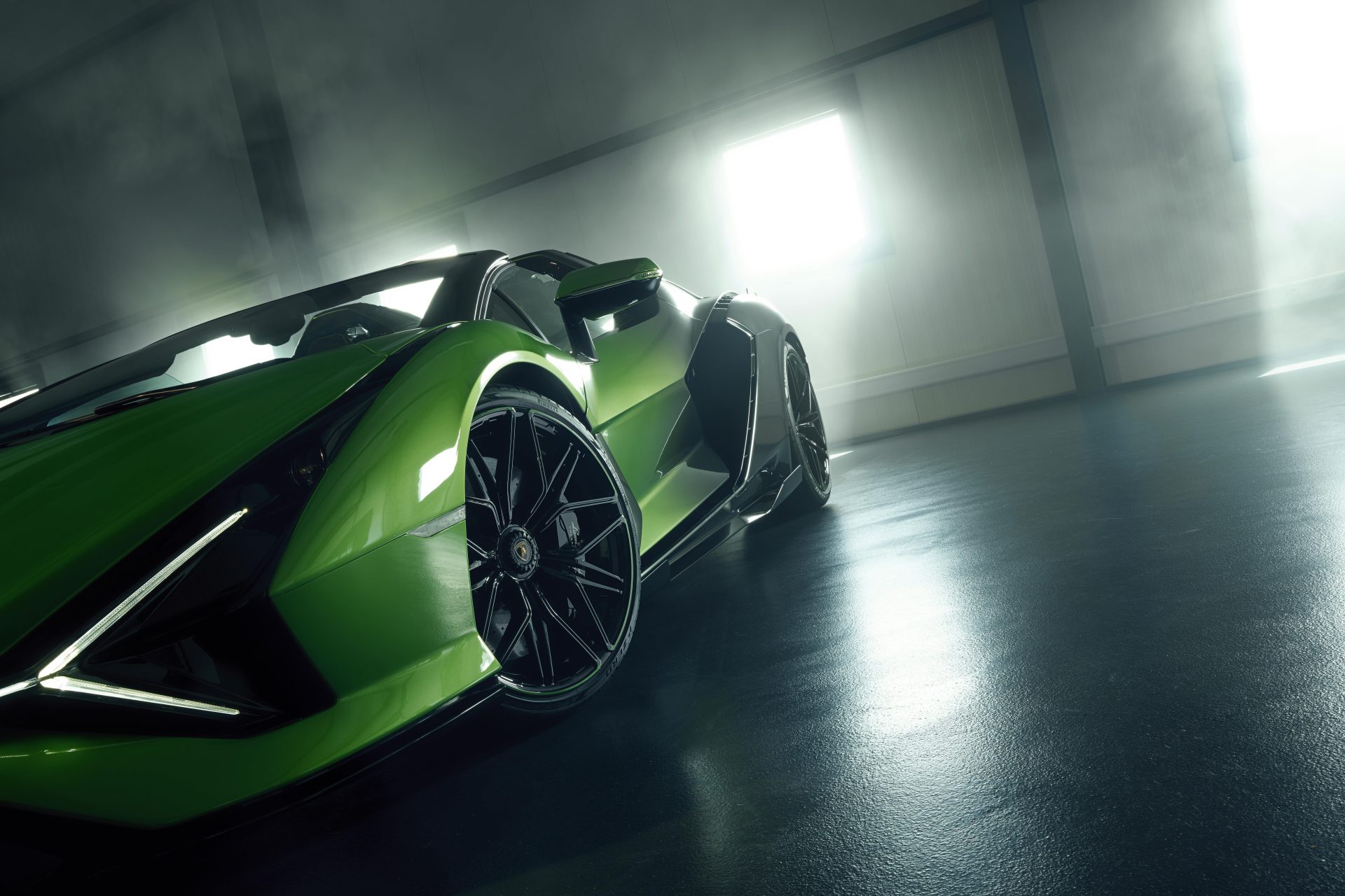 Lamborghini Few Off Roadster: Emotional, Limited & Open V12 Roadster