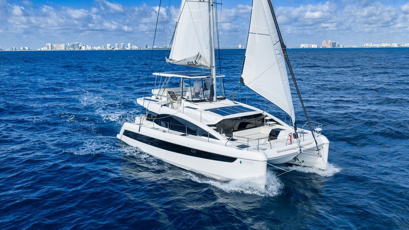 Aquila Wins Two Awards