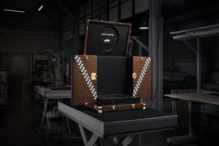 LOUIS-VUITTON_CHAMPIONSHIP-TRUNK_SAVOIR-FAIRE-5