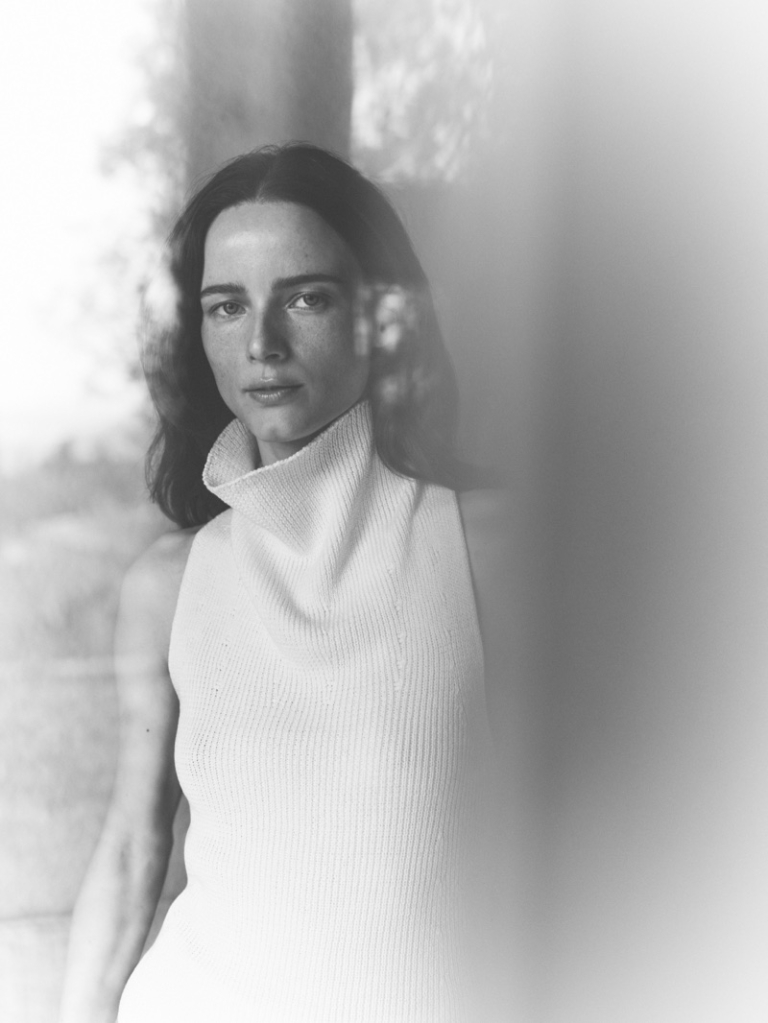 Massimo Dutti Summer Stillness: Quiet Luxury for Summer 2026