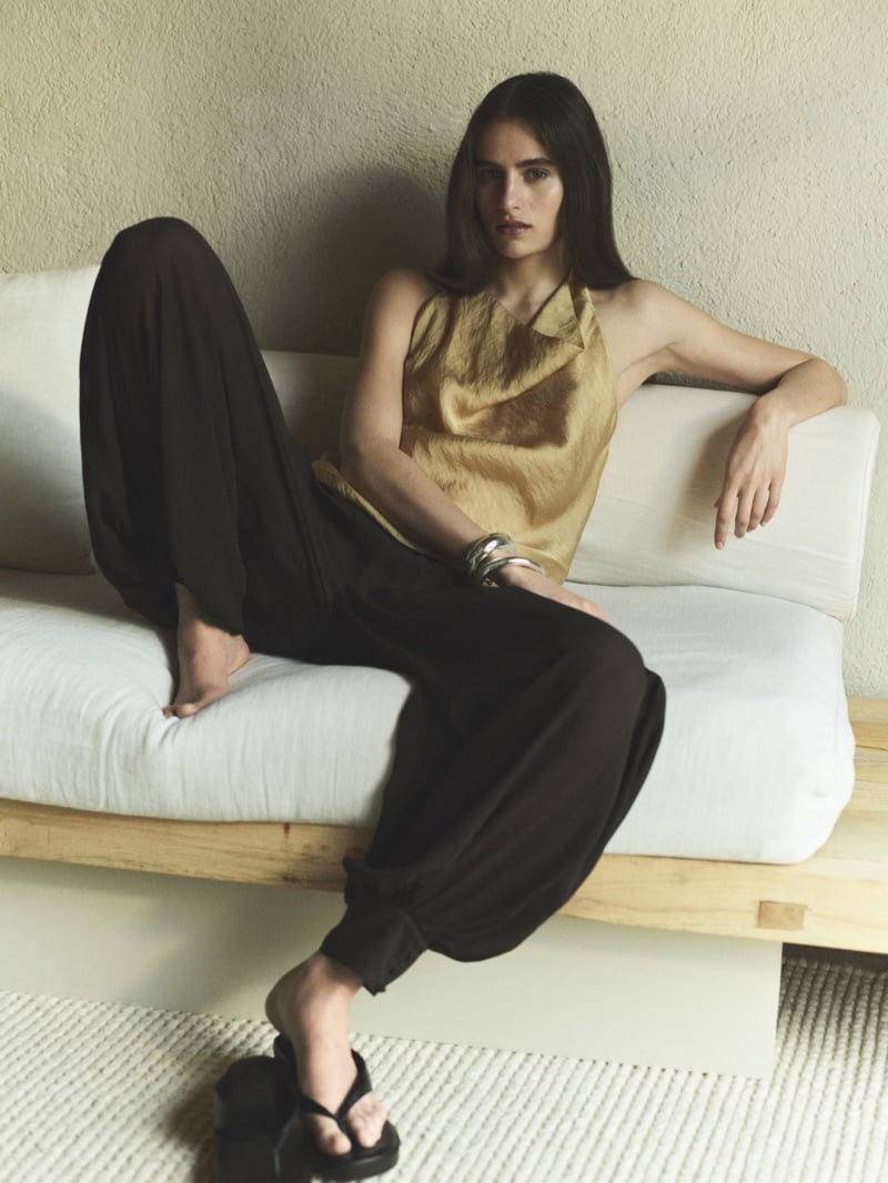 Massimo Dutti Summer Stillness: Quiet Luxury for Summer 2026