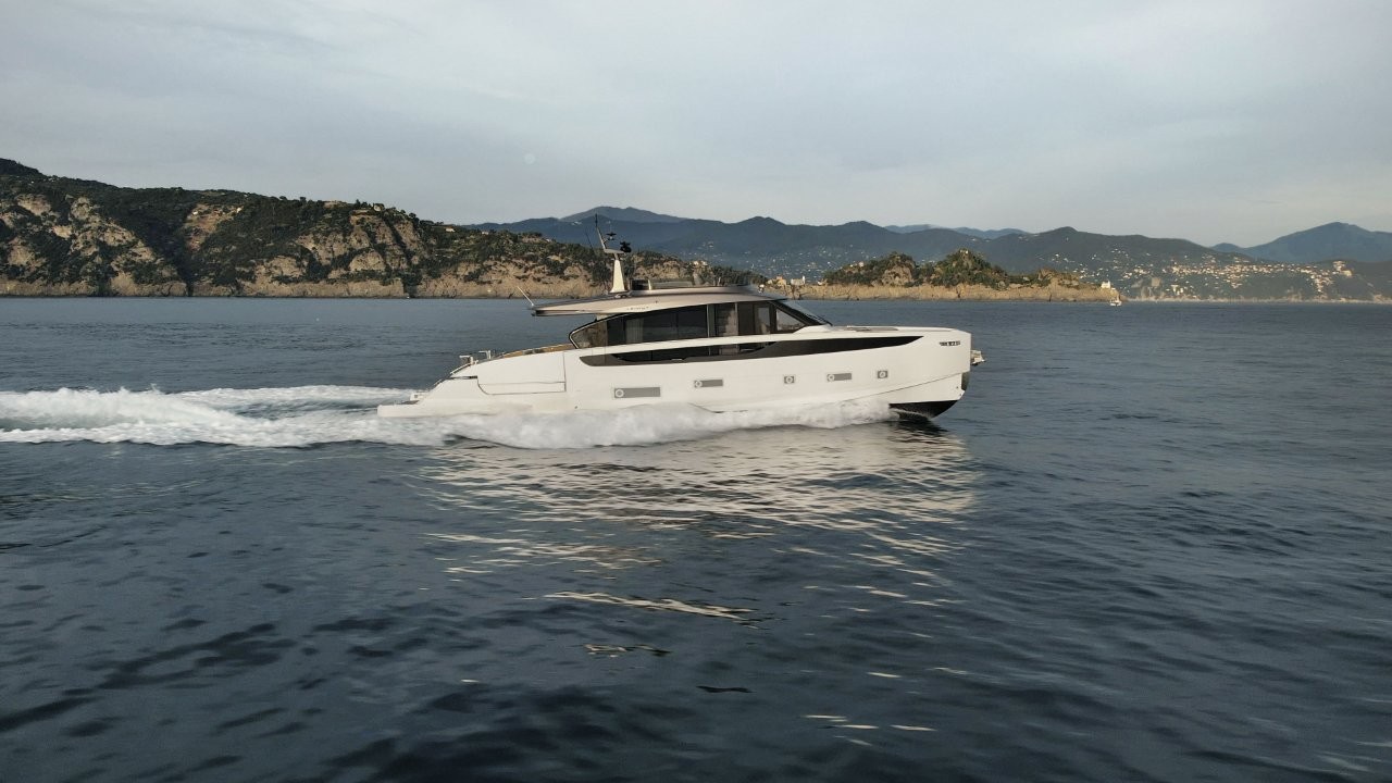 Azimut Yachts and JHSF