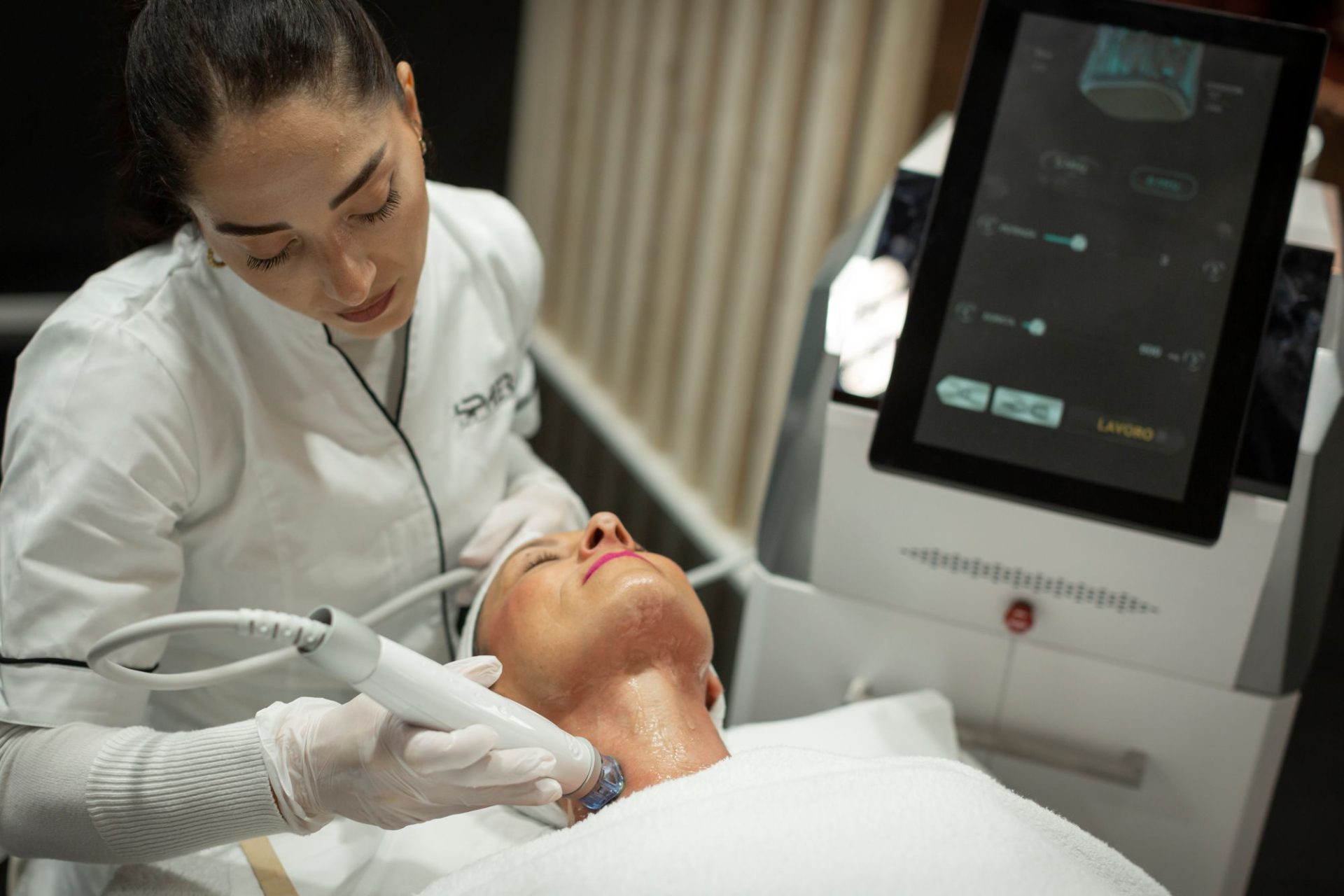The Trends Shaping The Future Of Beauty (9)