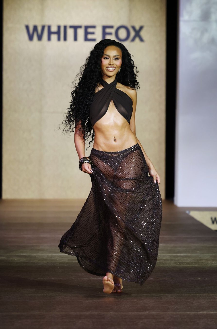 White Fox Makes its Runway Debut at Miami Swim Week (7)