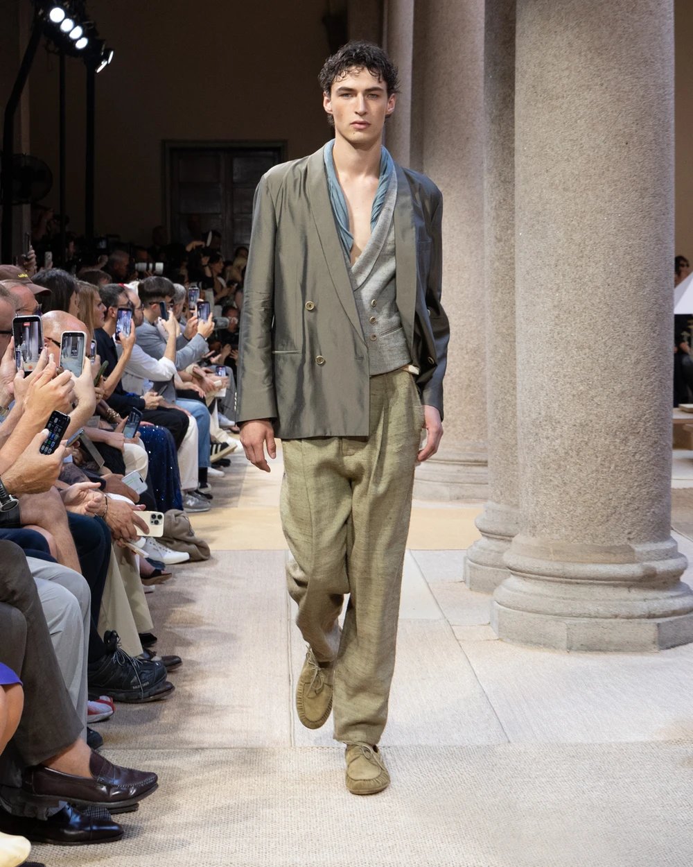 Giorgio Armani Men's Spring 2027: Leo Dell'Orco Brings Denim to the Palazzo