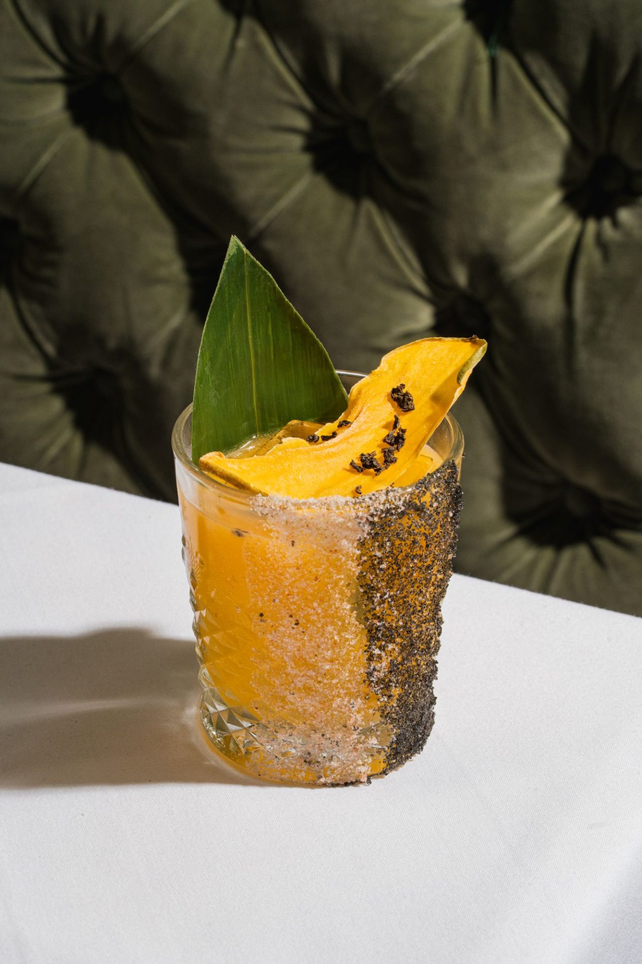 MANGO OOLONG MEZCALITA_Cristian Gonzalez