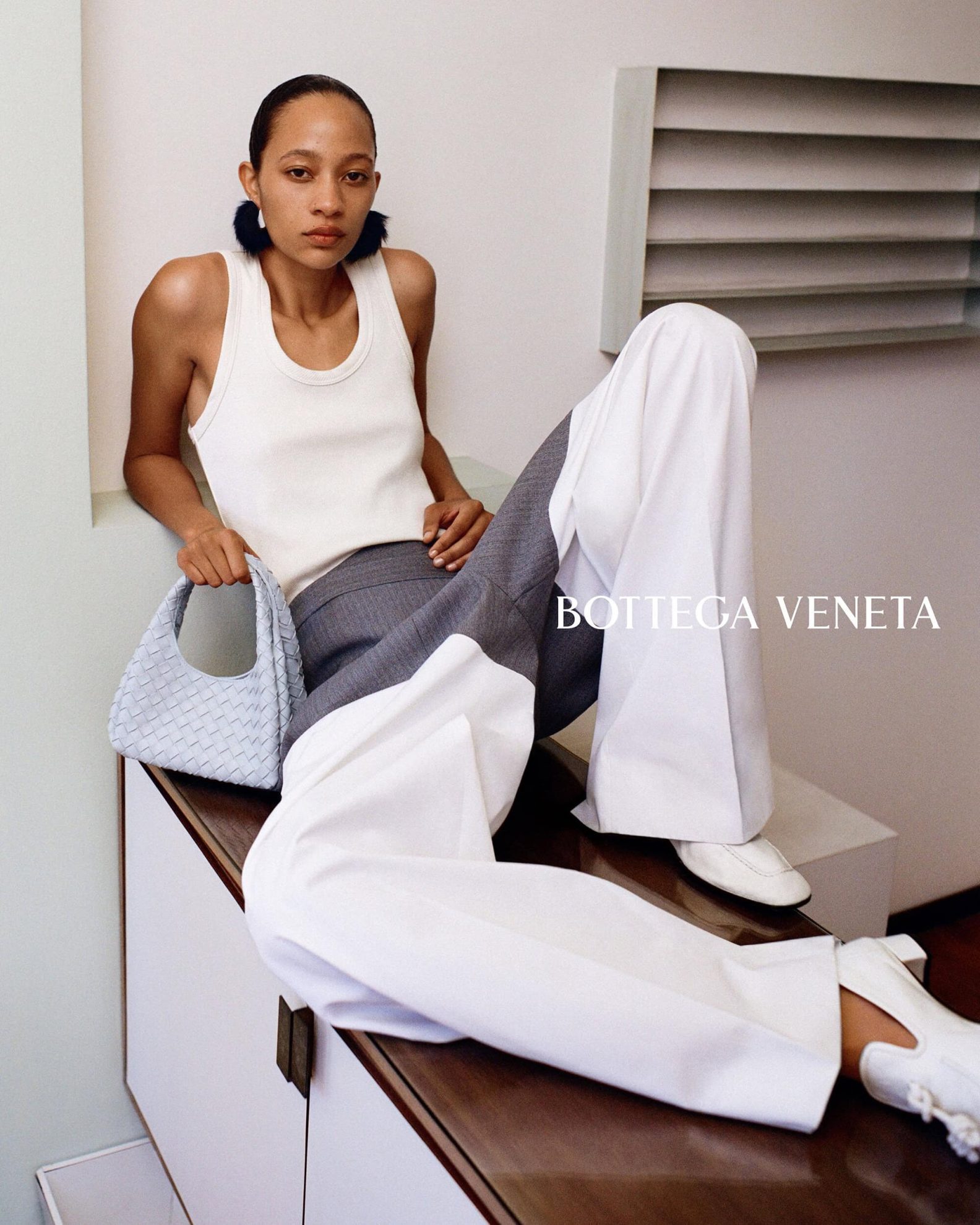 " IL MIO " de Bottega Veneta interroge la signification d'un sac après l'avoir utilisé au quotidien.