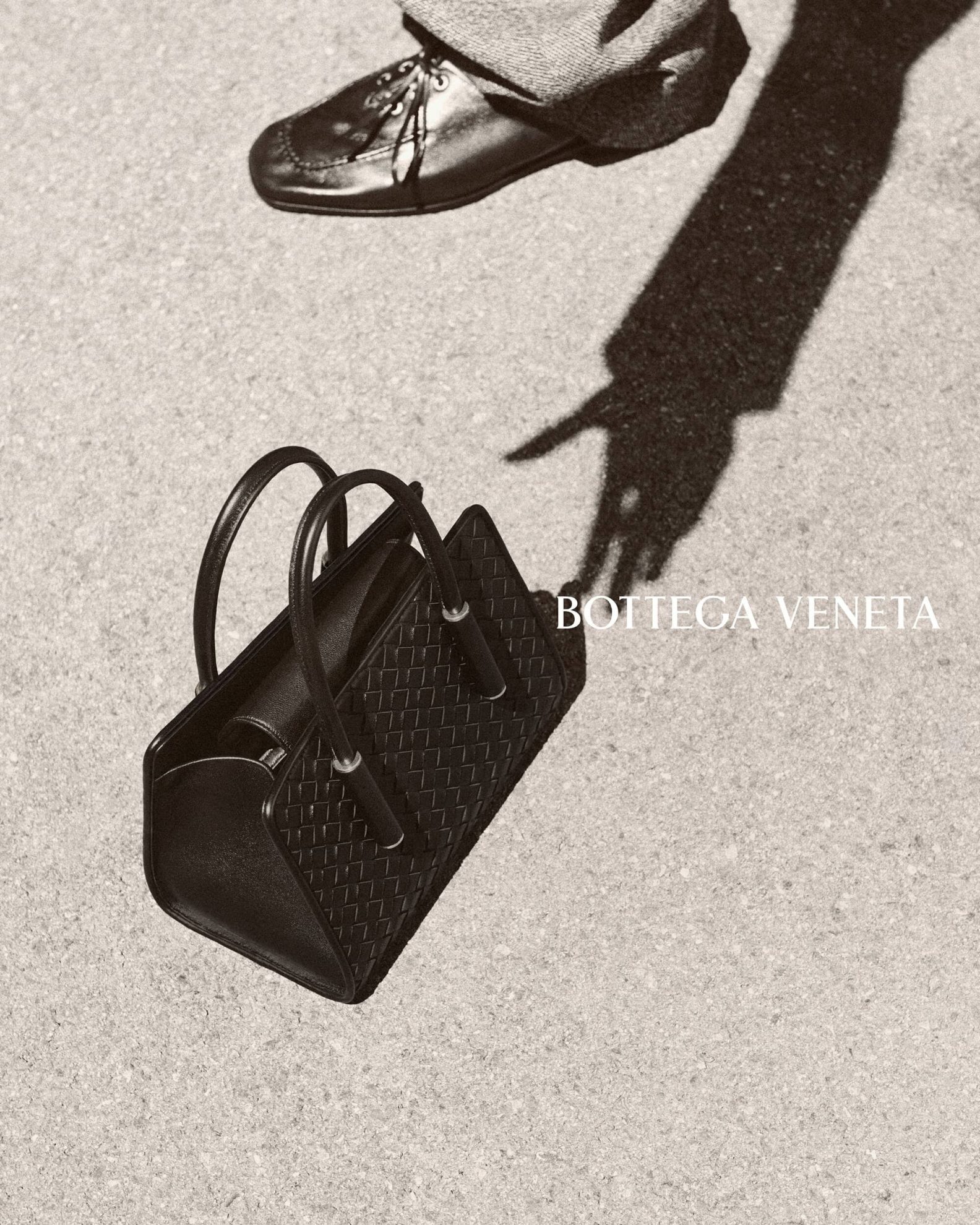 " IL MIO " de Bottega Veneta interroge la signification d'un sac après l'avoir utilisé au quotidien.