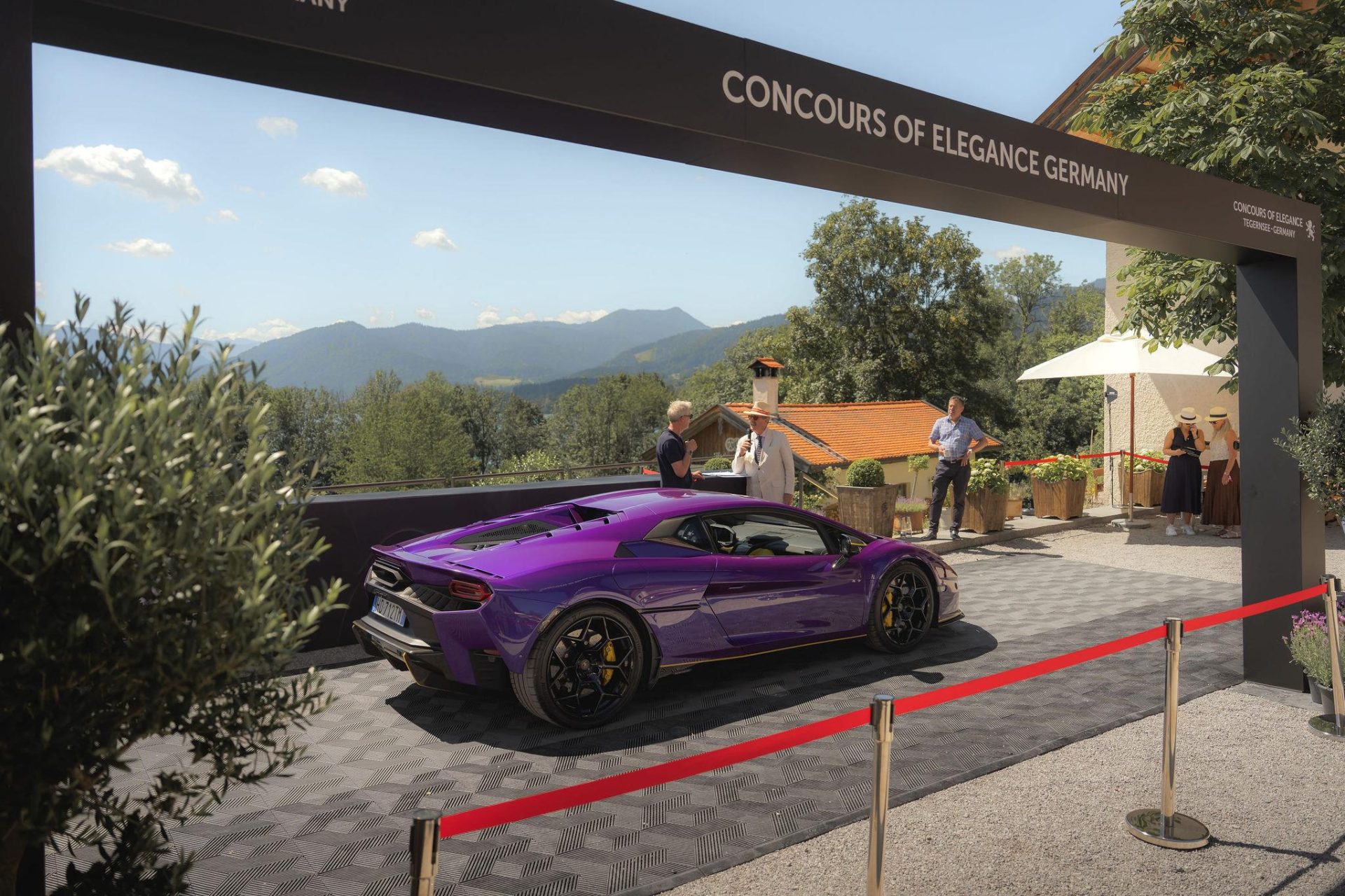 Fenomeno Roadster Makes its Debut at The Concours of Elegance Germany 2026