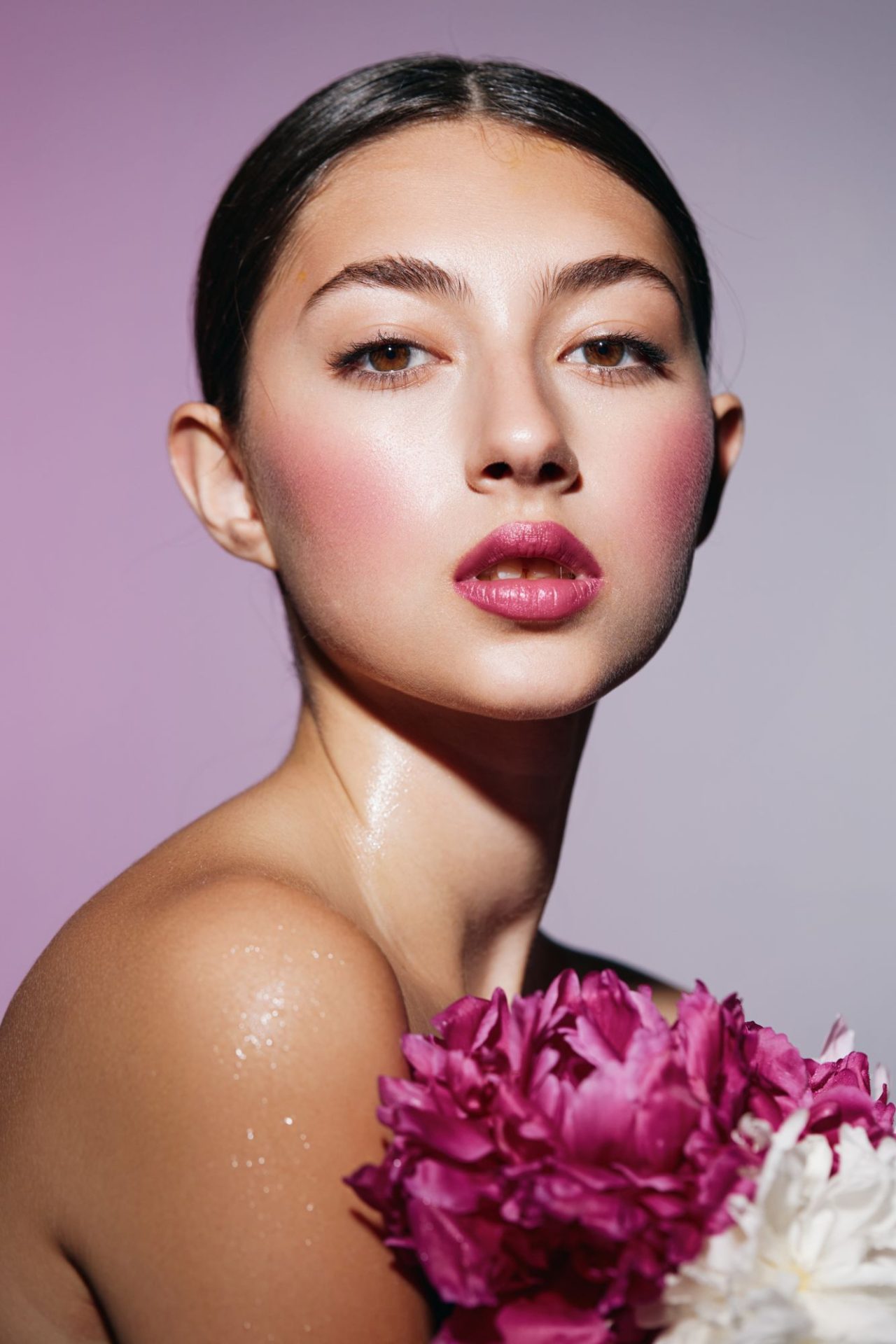 Makeup Tips to Complement Your Summer Tan