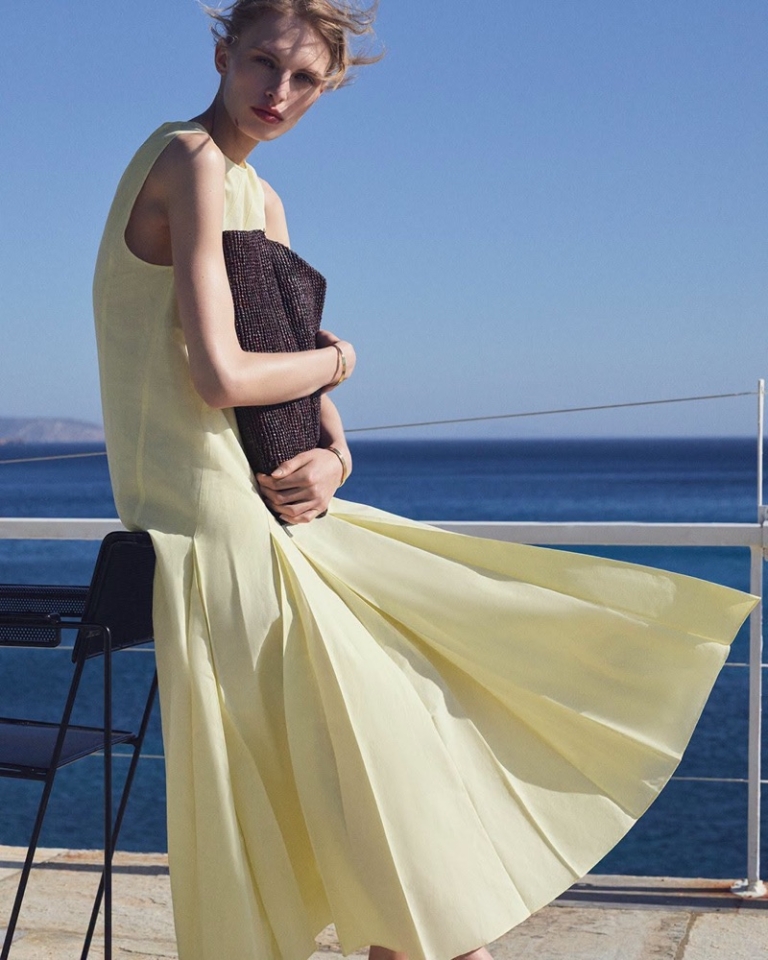 COS's Summer 2026 Vacation Dressing Is Effortlessly Chic