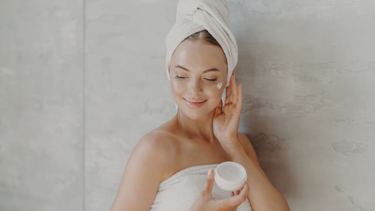 5 Luxury Skincare Habits That Help Mature Skin Look Refreshed