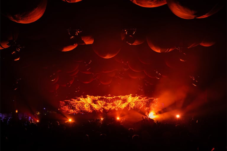 《时光扭曲》纽约市锁定 2026 年阵容：Sven Väth、Indira Paganotto、Klangkuenstler 等