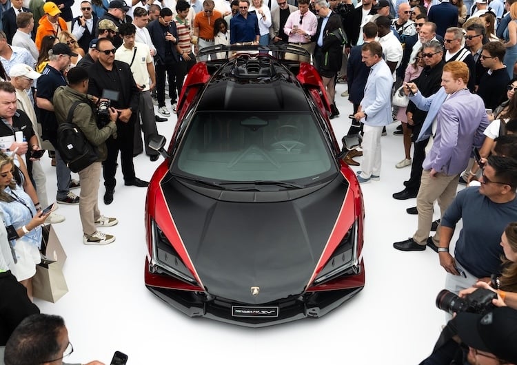 Lamborghini Revuelto SV Makes Its Super Veloce Debut at The Quail