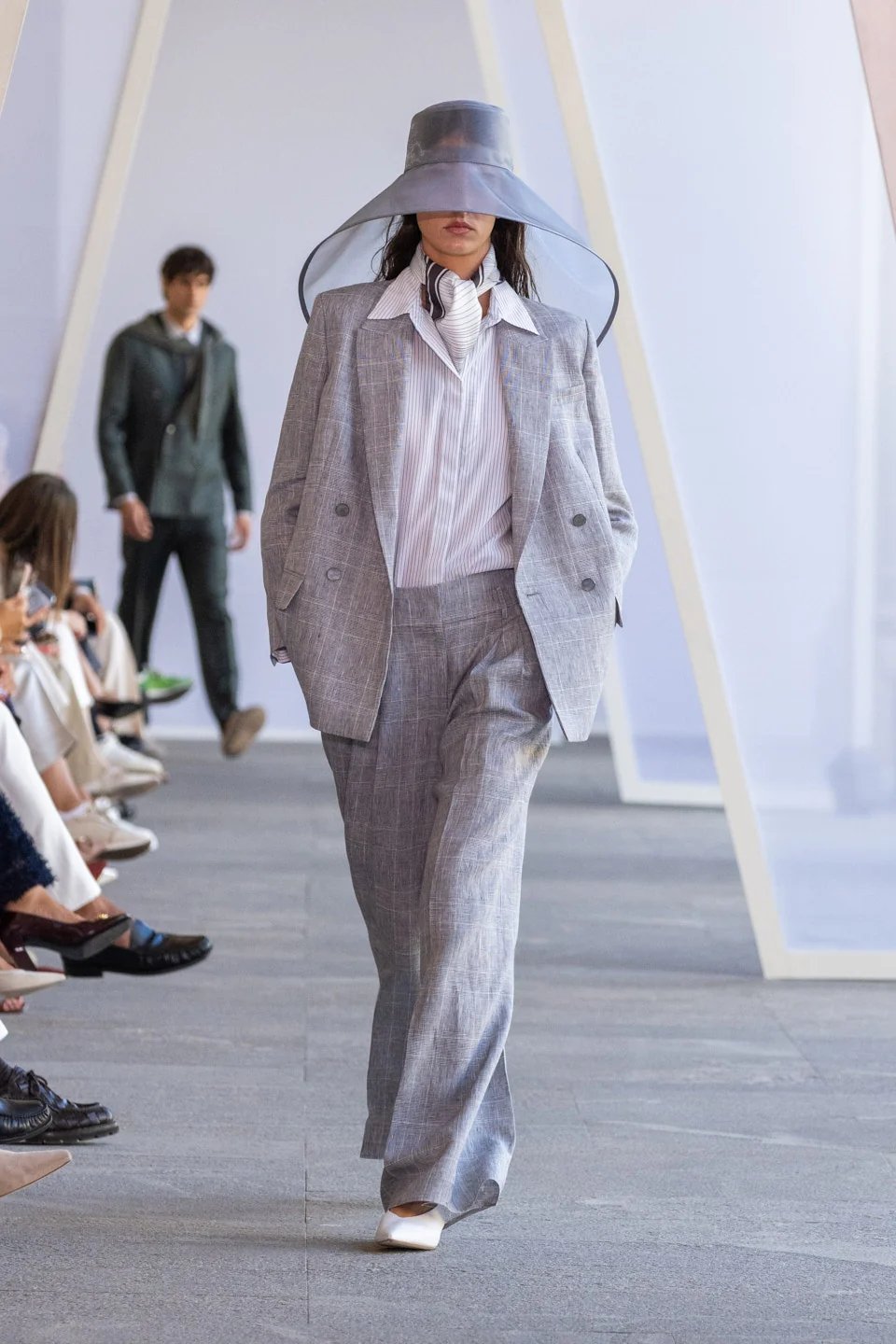 Peserico Spring 2027: “Tessuti di Parole” in Milan Fashion Week
