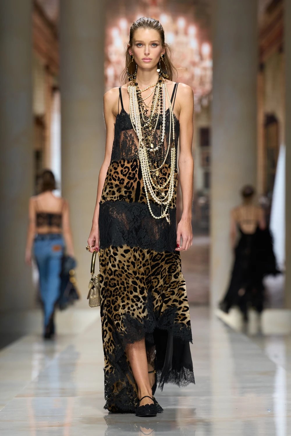 Dolce & Gabbana Spring 2027 Runway Collection at Milan Fashion Week