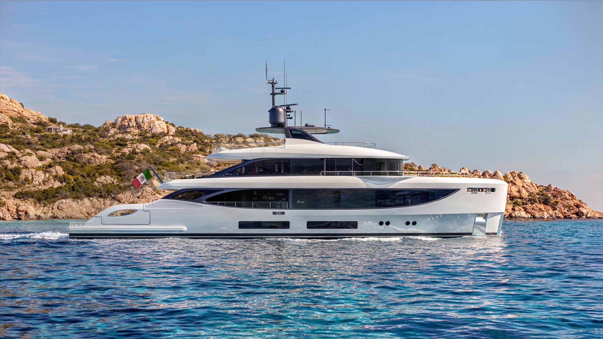 Benetti_Oasis 36M_Exterior_1