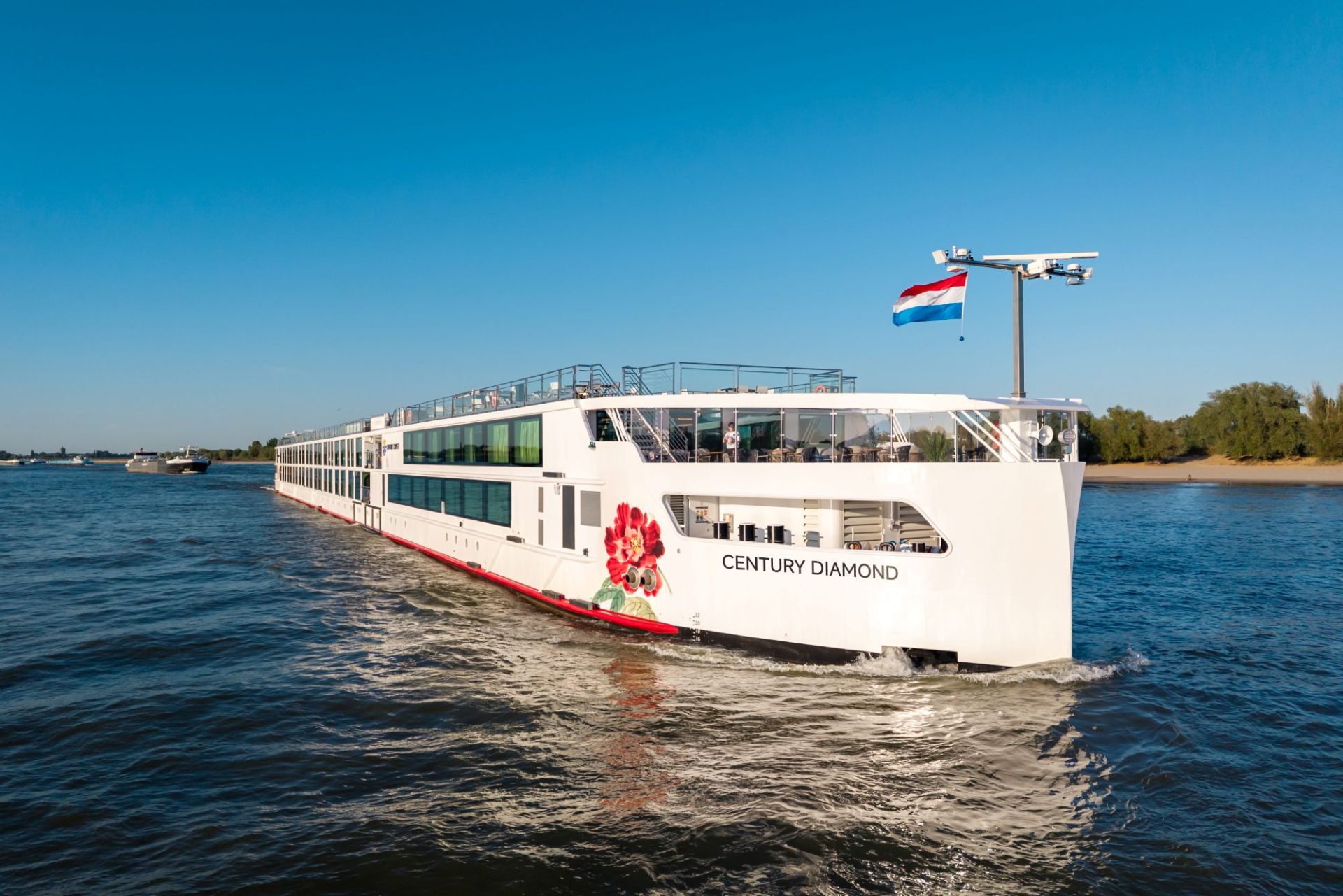 CenturyDiamond_Exterior_CENTURY CRUISES (3)