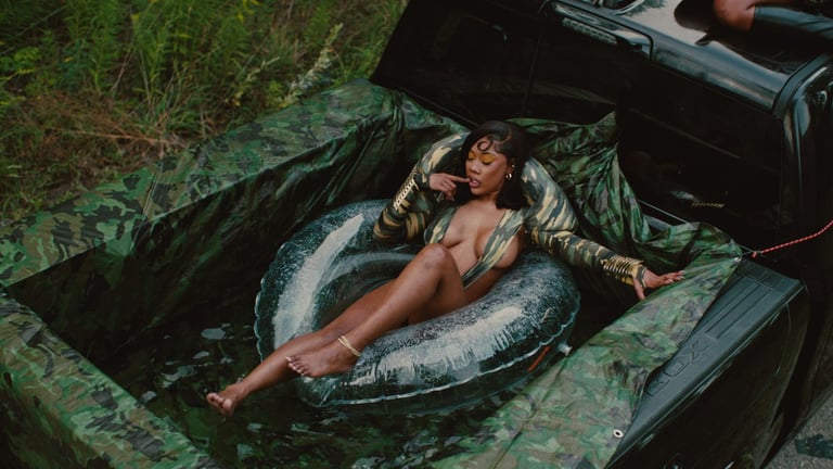 Chicago Rising Rapper Glizzy Glow Releases New Music Video For “Pick Em Up”