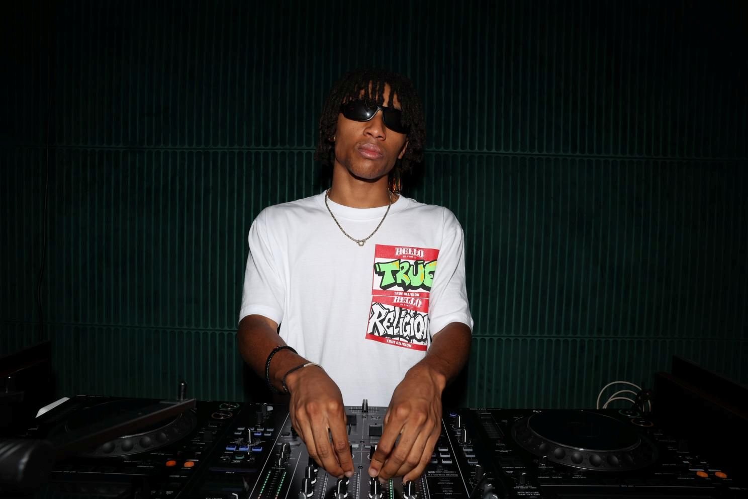 New York Fashion Week Celebrity Recap (6)