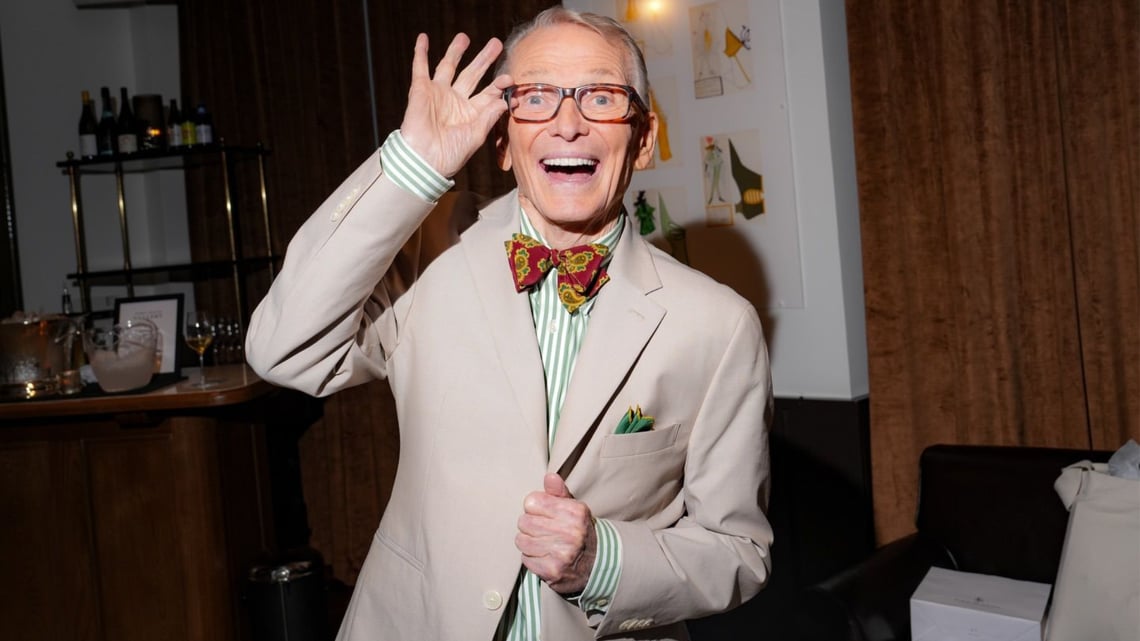 Bob Mackie Dies at 87: The Designer Who Made Celebrity Fashion