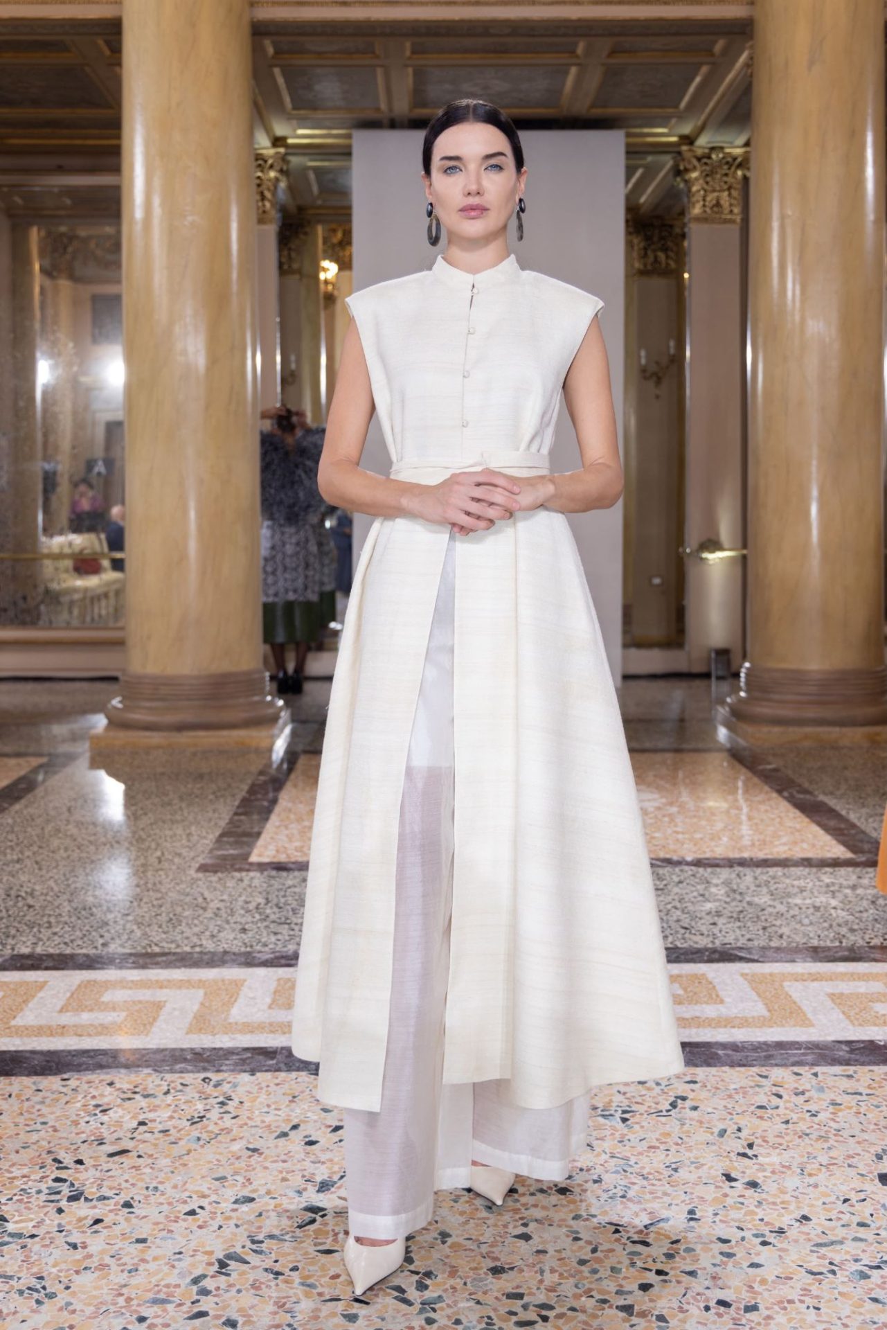 Vialina Lemann, International Fashion Ambassador and Cultural Bridge Along the Ancient Silk Road(1)