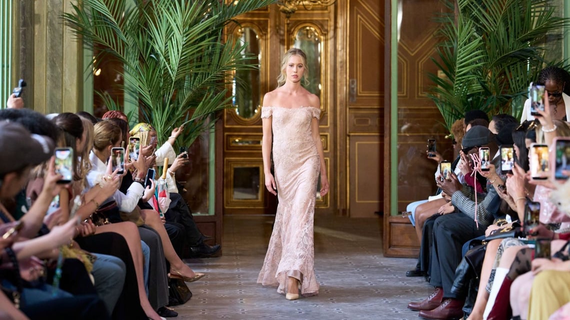LARA New York has Collaborated with the Golden Model Search in Paris