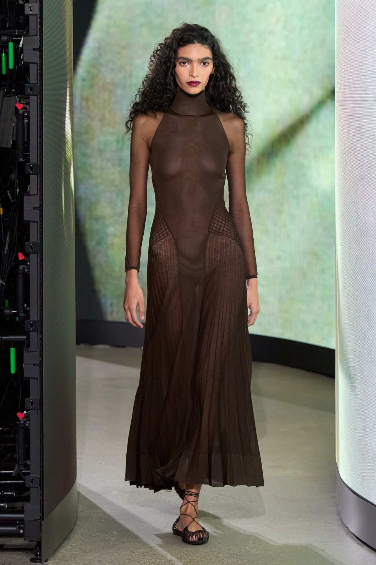 Alaïa Winter-Spring 2027 Ready-to-Wear Runway Collection
